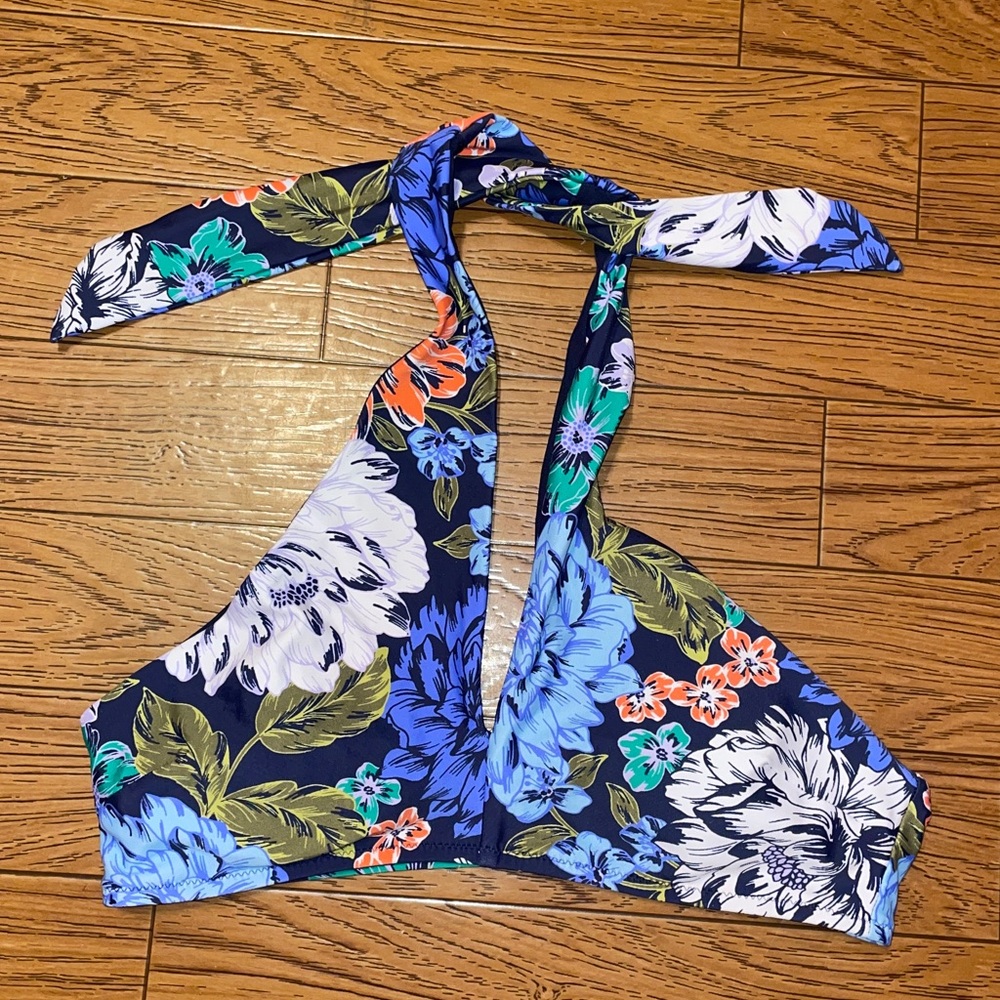 Aerie padded bikini top, size small